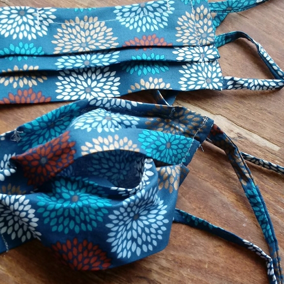 3x facemask - Picture 2 of 3